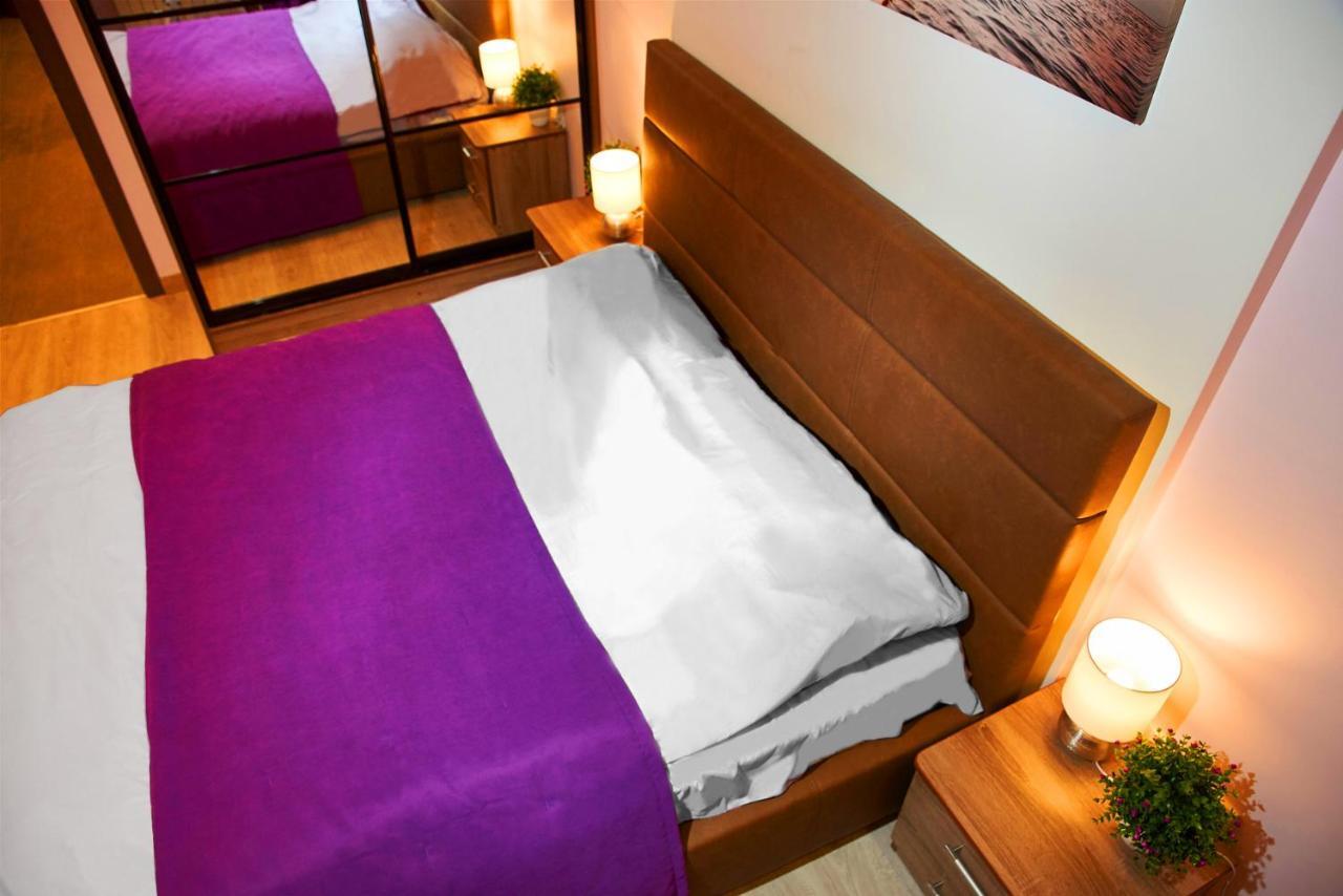 Sauna, Big Jacuzzi , Khreshchatyk Apartments Kiev Luaran gambar