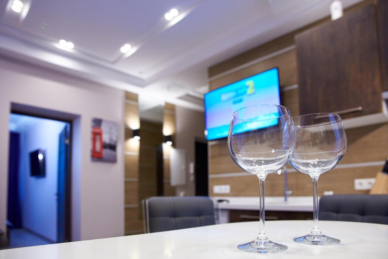 Sauna, Big Jacuzzi , Khreshchatyk Apartments Kiev Luaran gambar